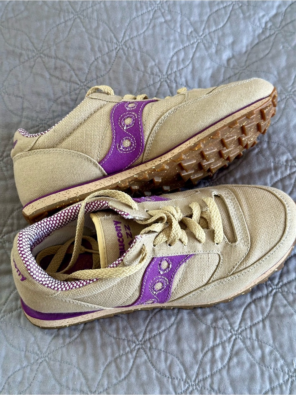 Saucony Jazz Low Pro Vegan Beige Purple Women’s 8.5 Sneaker EUC
